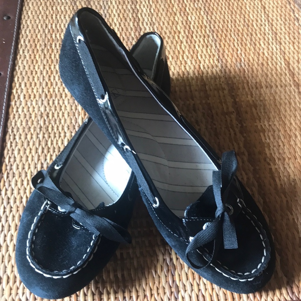 Black Sherry slip-ons.